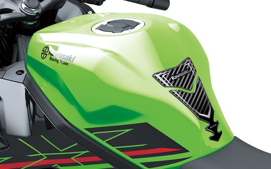 Neufahrzeug Kawasaki Ninja ZX-4RR - Bild 13 Neufahrzeug Kawasaki Ninja ZX-4RR - Bild 13