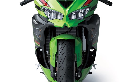 Neufahrzeug Kawasaki Ninja ZX-4RR - Bild 3 Neufahrzeug Kawasaki Ninja ZX-4RR - Bild 3