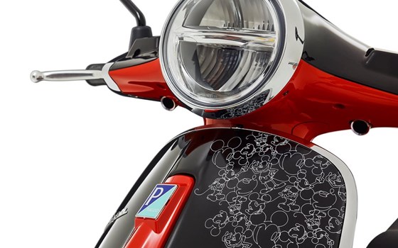 Neufahrzeug Vespa Primavera 125 Disney Mickey Mouse Edition - Bild 2