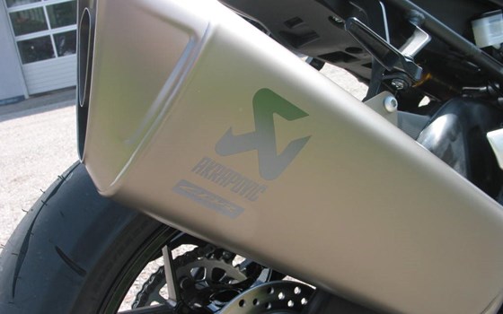 Neufahrzeug Honda CBR1000RR-R Fireblade SP Carbon Edition - Bild 11