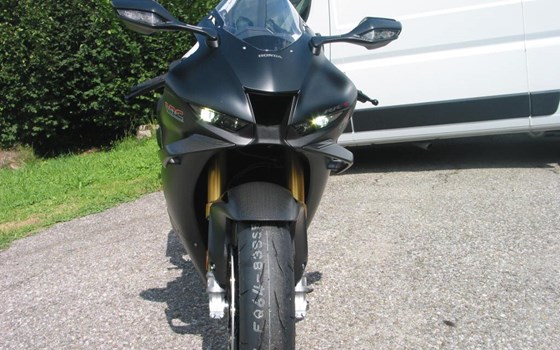 Neufahrzeug Honda CBR1000RR-R Fireblade SP Carbon Edition - Bild 2