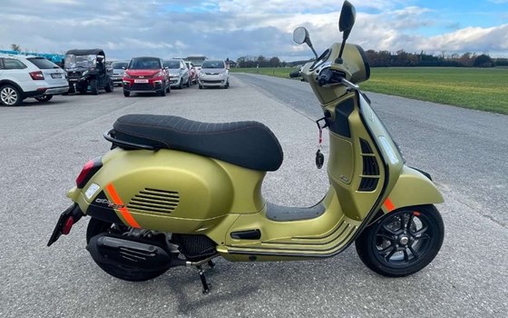 Neufahrzeug Vespa GTS 125 - Bild 5 Neufahrzeug Vespa GTS 125 - Bild 5