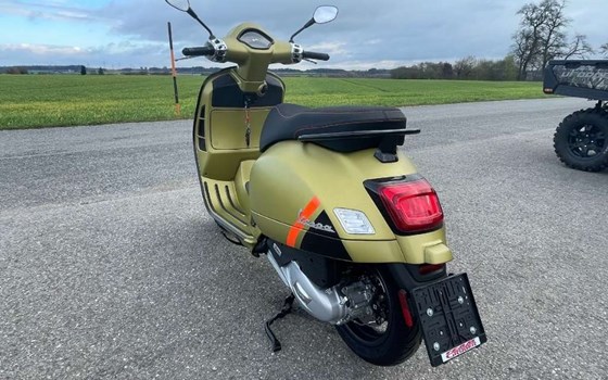 Neufahrzeug Vespa GTS 125 - Bild 3 Neufahrzeug Vespa GTS 125 - Bild 3