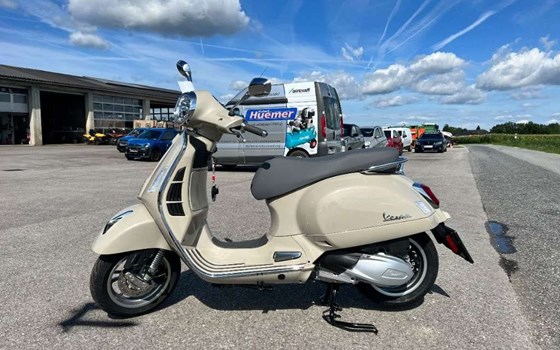 Neufahrzeug Vespa GTS 300 - Bild 3 Neufahrzeug Vespa GTS 300 - Bild 3