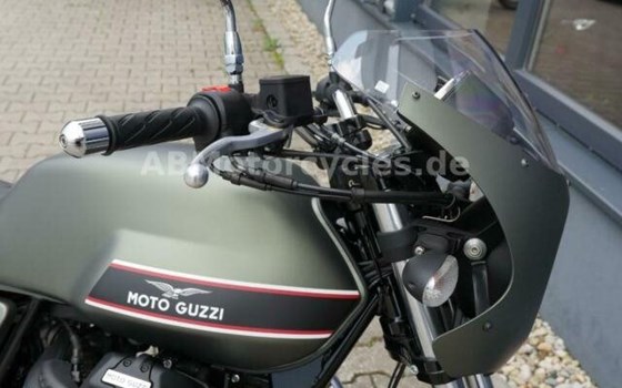 Gebrauchtmotorrad Moto Guzzi V7 III Special - Bild 11