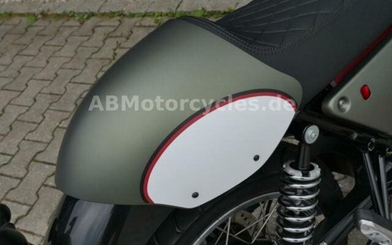 Gebrauchtmotorrad Moto Guzzi V7 III Special - Bild 10