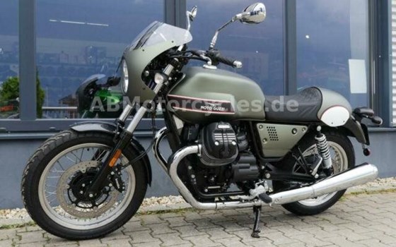 Gebrauchtmotorrad Moto Guzzi V7 III Special - Bild 6
