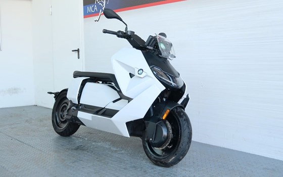 Gebrauchtmotorrad BMW CE 04 - Bild 3