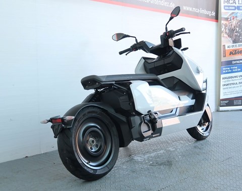 zum Vergrössern bitte anklicken!