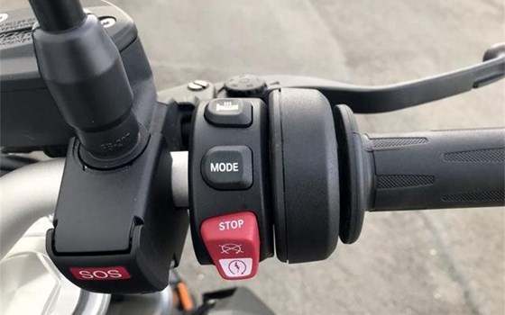 Gebrauchtmotorrad BMW F 900 R - Bild 6 Gebrauchtmotorrad BMW F 900 R - Bild 6