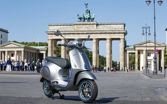 Neufahrzeug Vespa Elettrica - Bild 30 Neufahrzeug Vespa Elettrica - Bild 30