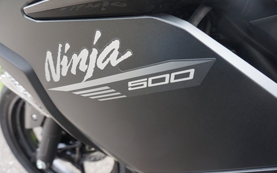 Neufahrzeug Kawasaki Ninja 500 - Bild 9