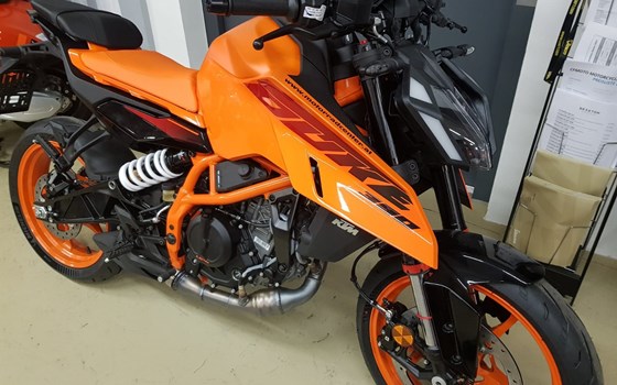 Gebrauchtmotorrad KTM 390 Duke - Bild 2 Gebrauchtmotorrad KTM 390 Duke - Bild 2