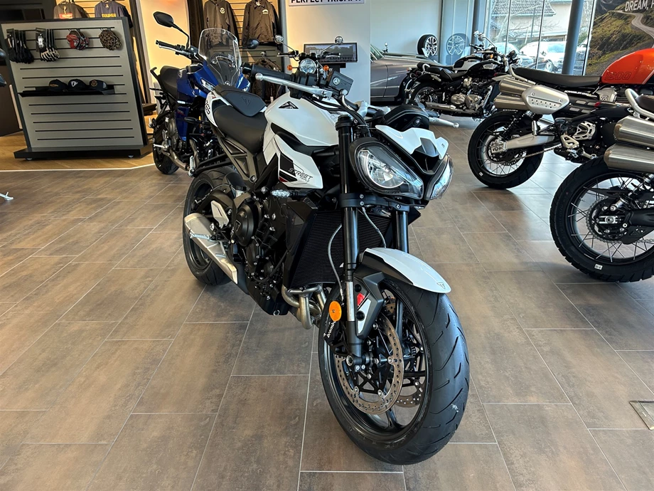 Angebot Triumph Street Triple 765 R Bild 1: Angebot Triumph Street Triple 765 R