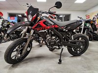 Neumotorrad Rieju MRT Europa SM 50 LOW-Version mit reduzierter Sitzhöhe, SOFORT VERFÜGBAR!!!