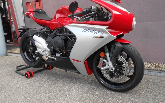 Neufahrzeug MV Agusta Superveloce 800 - Bild 2 Neufahrzeug MV Agusta Superveloce 800 - Bild 2