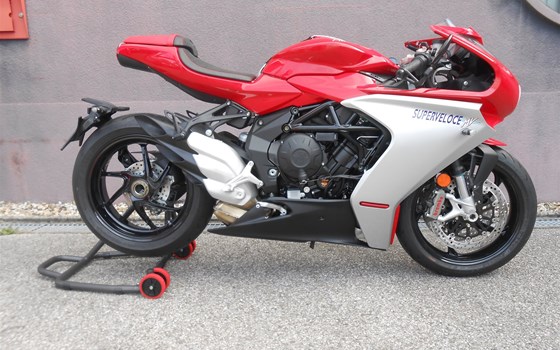 Neufahrzeug MV Agusta Superveloce 800 - Bild 3 Neufahrzeug MV Agusta Superveloce 800 - Bild 3