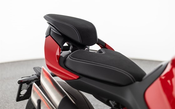 Neufahrzeug MV Agusta Brutale 1000 RS - Bild 15 Neufahrzeug MV Agusta Brutale 1000 RS - Bild 15