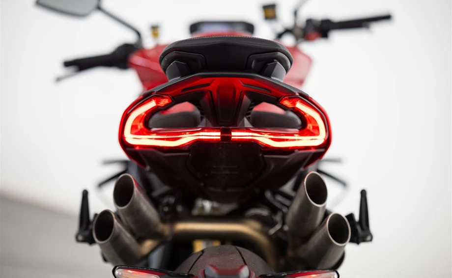 Angebot MV Agusta Brutale 1000 RS Bild 16: Angebot MV Agusta Brutale 1000 RS
