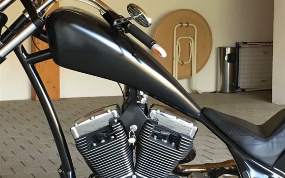 Gebrauchtmotorrad Harley-Davidson Custom Bike - Bild 9 Gebrauchtmotorrad Harley-Davidson Custom Bike - Bild 9