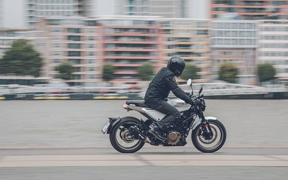 Neufahrzeug Husqvarna Vitpilen 401 - Bild 7