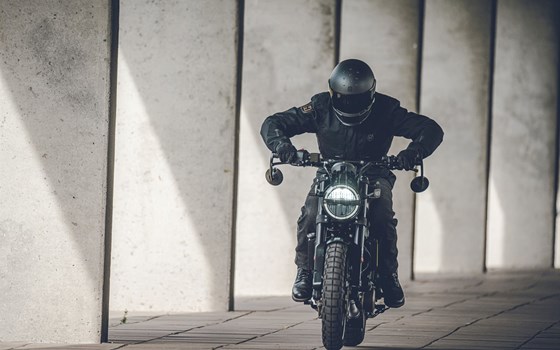 Neufahrzeug Husqvarna Svartpilen 401 - Bild 16