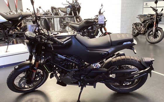 Neufahrzeug Husqvarna Svartpilen 125 - Bild 2