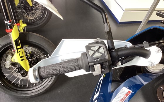 Neufahrzeug Husqvarna Norden 901 Expedition - Bild 2