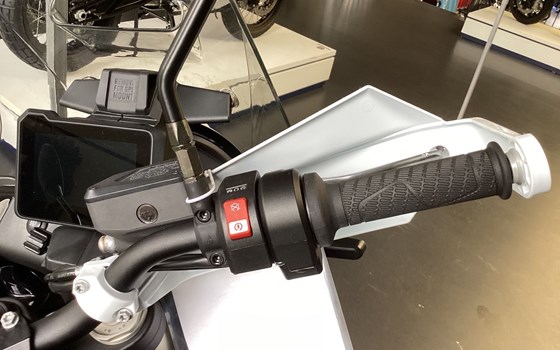 Neufahrzeug Husqvarna Norden 901 Expedition - Bild 6