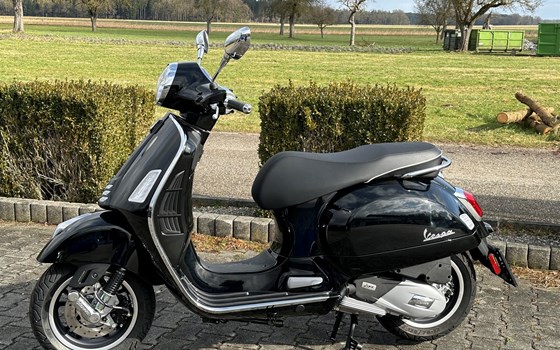 Neufahrzeug Vespa GTS 125 ie Super - Bild 2 Neufahrzeug Vespa GTS 125 ie Super - Bild 2