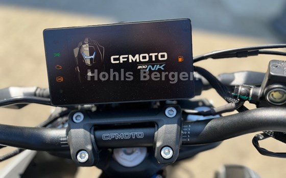 Neufahrzeug CFMOTO 300NK - Bild 4