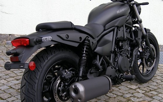 Gebrauchtmotorrad Kawasaki Eliminator 500 - Bild 8