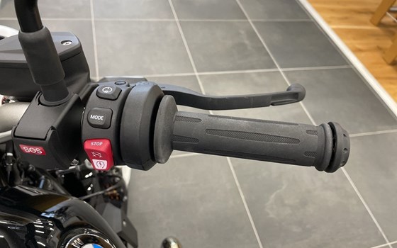 Gebrauchtmotorrad BMW R 12 nineT - Bild 11