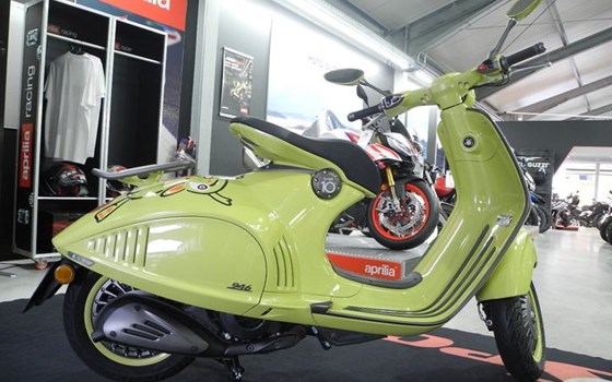 Neufahrzeug Vespa 946 10° Anniversario - Bild 6