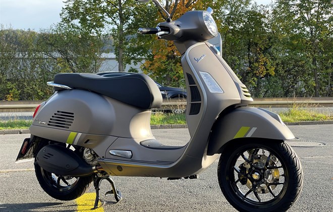 Vespa GTS 300 Super Tech