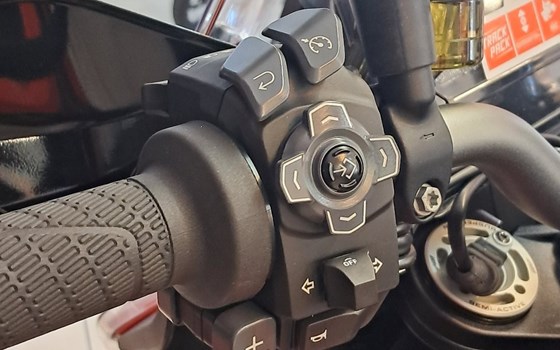 Neufahrzeug KTM 1290 Super Duke GT - Bild 7