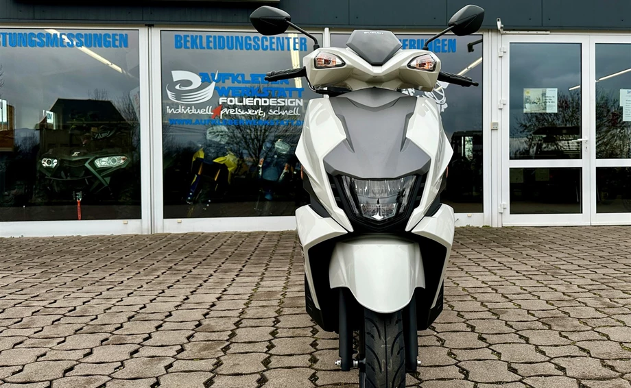 Angebot Suzuki Avenis 125 Bild 2: Angebot Suzuki Avenis 125