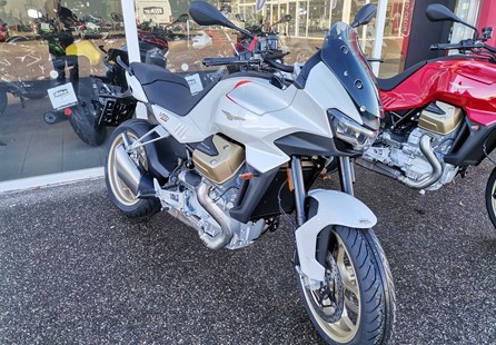 Moto Guzzi V100 Mandello (weiß)