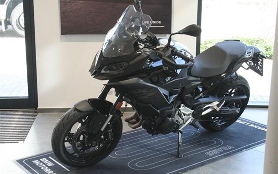 Gebrauchtmotorrad BMW F 900 XR - Bild 1