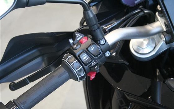 Gebrauchtmotorrad BMW F 900 XR - Bild 3