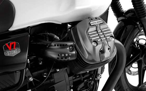 Neufahrzeug Moto Guzzi V7 Stone Ten - Bild 4 Neufahrzeug Moto Guzzi V7 Stone Ten - Bild 4