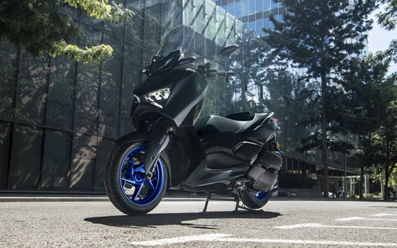 Neufahrzeug Yamaha XMAX 300 Tech MAX - Bild 19