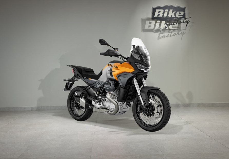 Moto Guzzi Stelvio (Giallo Savana)