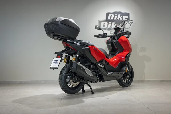 Honda ADV350 (Hyper Red) - Bild 2