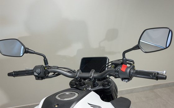 Neufahrzeug Honda CB125R - Bild 8