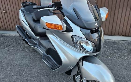 Gebrauchtmotorrad Suzuki Burgman 650 - Bild 1 Gebrauchtmotorrad Suzuki Burgman 650 - Bild 1