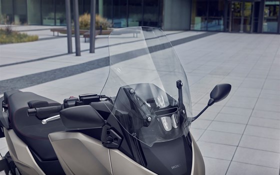 Neufahrzeug Honda Forza 750 - Bild 3 Neufahrzeug Honda Forza 750 - Bild 3