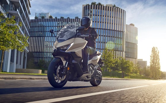 Neufahrzeug Honda Forza 750 - Bild 7 Neufahrzeug Honda Forza 750 - Bild 7