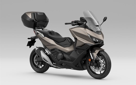 Neufahrzeug Honda Forza 750 - Bild 9 Neufahrzeug Honda Forza 750 - Bild 9