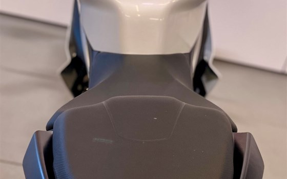 Neufahrzeug Aprilia RS 457 - Bild 15